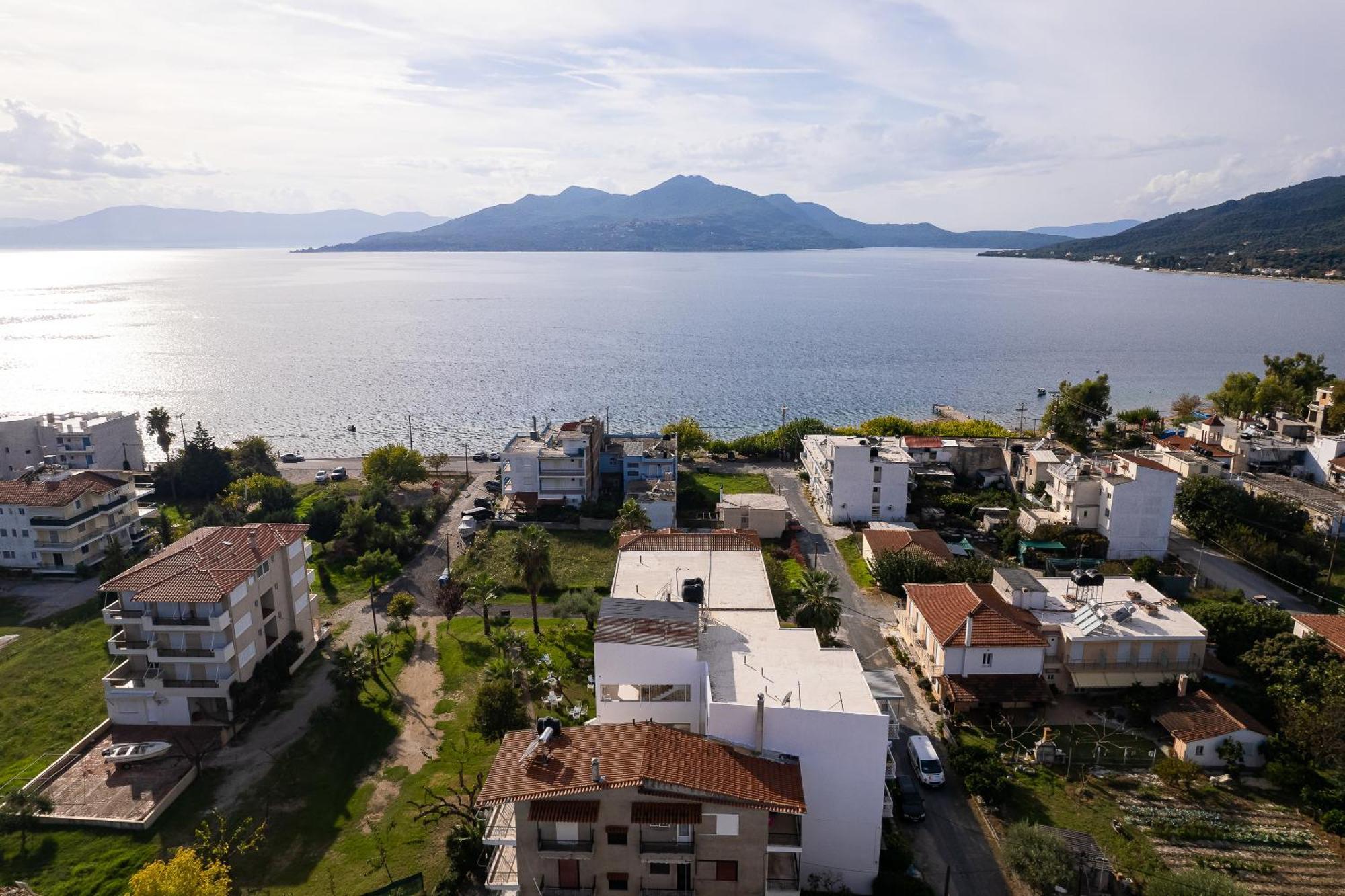 Zoe Seaside Apartment Loutra Edipsou  Luaran gambar